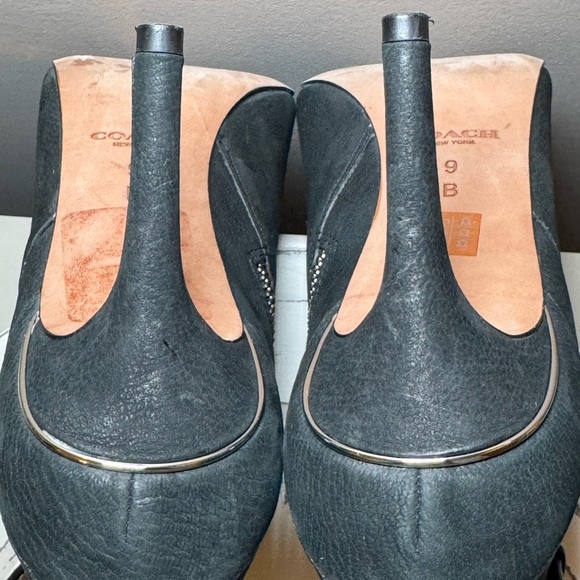 Coach Daphney Leather Heeled Bootie Size 9 - Picture 12 of 13